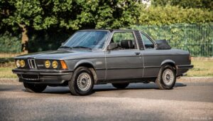 BMW-320-E21-Baur-Cabriolet