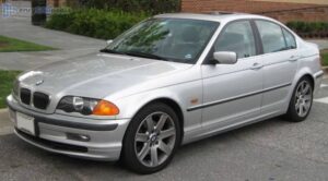 BMW-318i