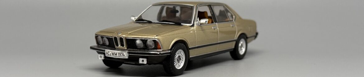 733i (E23)_1